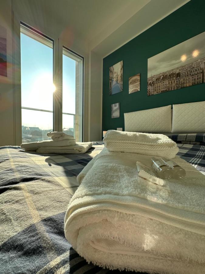Torre Milano - Luxury Modern Flat Rooftop&Pool Bagian luar foto